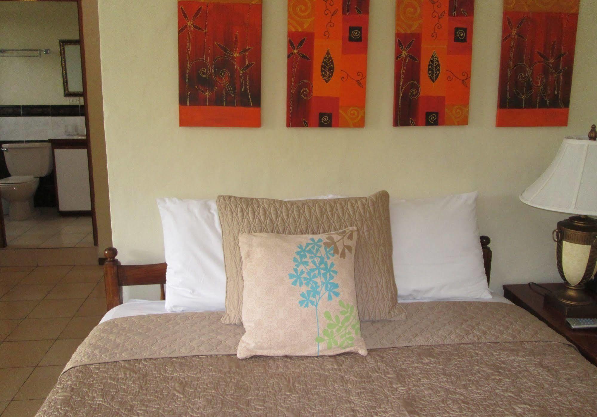 Hotel San Mateo San Salvador Esterno foto